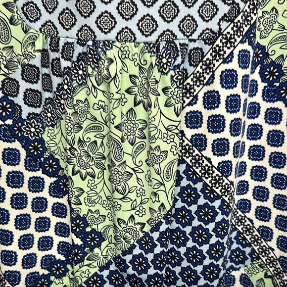 Kim Rogers Blue,Green and whiteShort Sleeve Blouse - Picture 11 of 11